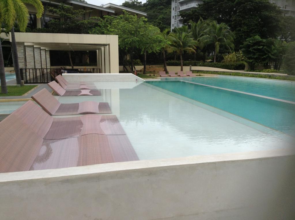 Pico Beach Front Condo Nasugbu Kültér fotó
