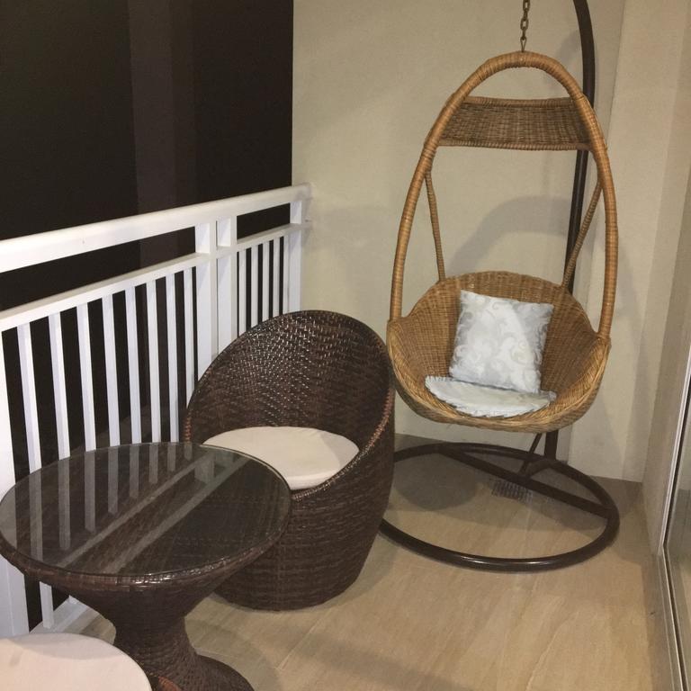 Pico Beach Front Condo Nasugbu Kültér fotó